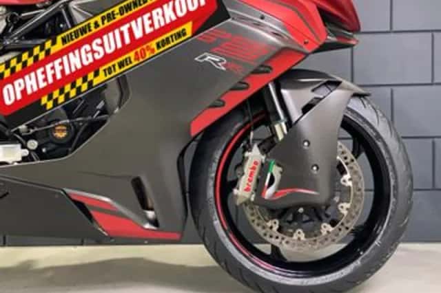 MV Agusta F3 800RR (2021) thumbnail 6