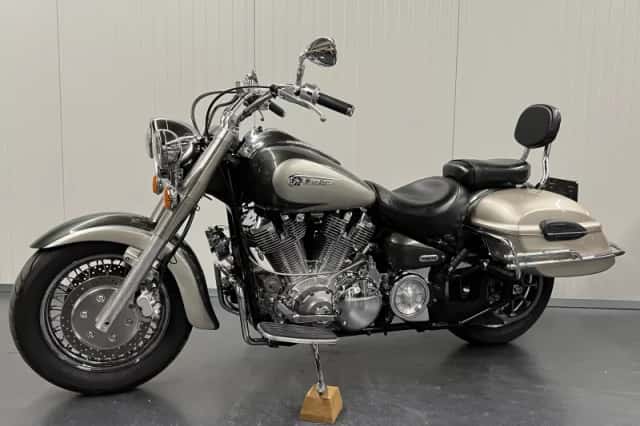Yamaha XV 1600 Wildstar (1999) thumbnail 2