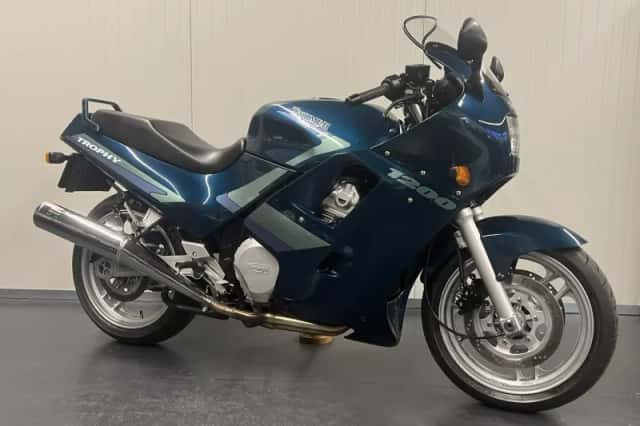 Triumph Trophy 1200 (1994) thumbnail 1
