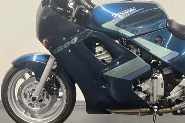 Triumph Trophy 1200 (1994) thumbnail 4