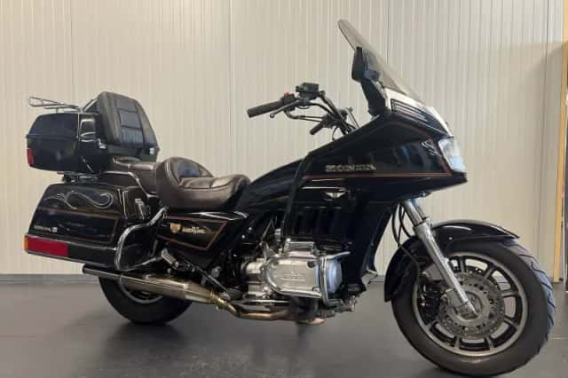 Honda GL 1200 GOLD WI (1985) thumbnail 1