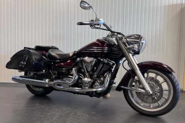 Yamaha XV Midnight Star (2006) thumbnail 1