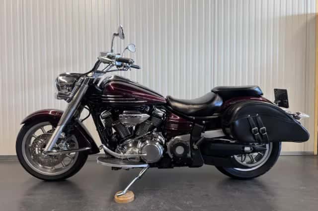Yamaha XV Midnight Star (2006) thumbnail 3