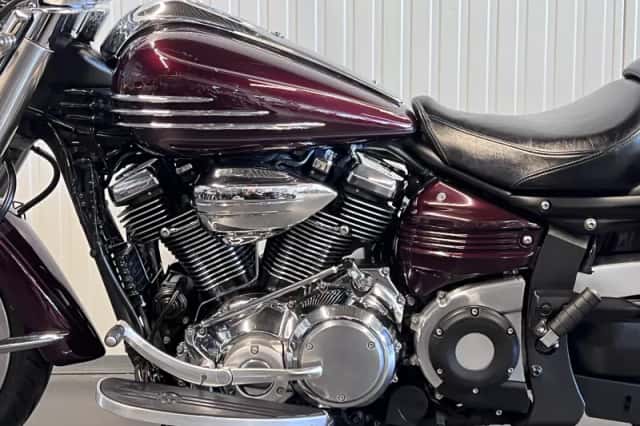 Yamaha XV Midnight Star (2006) thumbnail 6