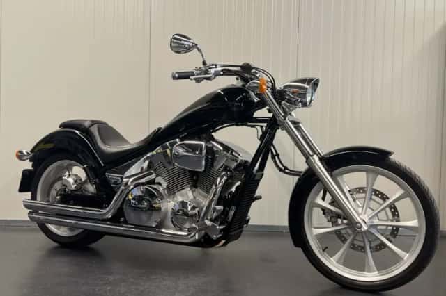Honda VT1300CX (2010) thumbnail 1