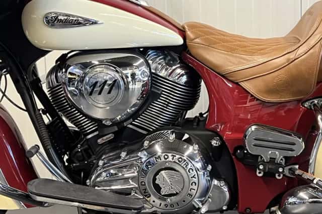 Indian Roadmaster Classic (2019) thumbnail 6