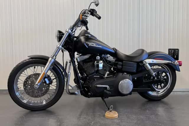 Harley-Davidson Street Bob (2007) thumbnail 2