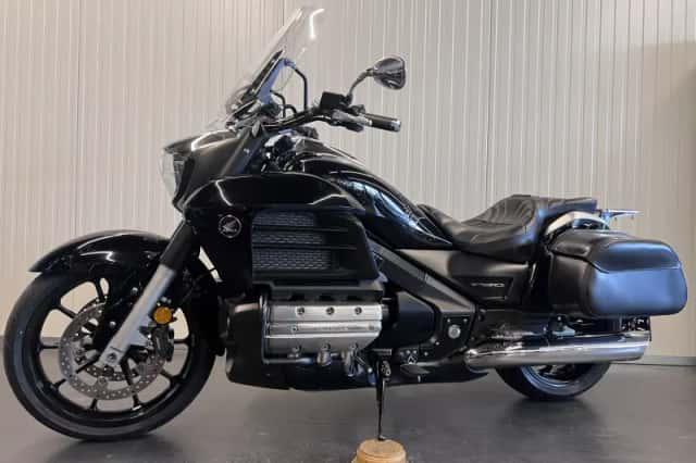 Honda Valkyrie (2014) thumbnail 2