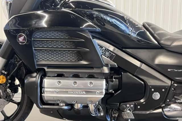 Honda Valkyrie (2014) thumbnail 6