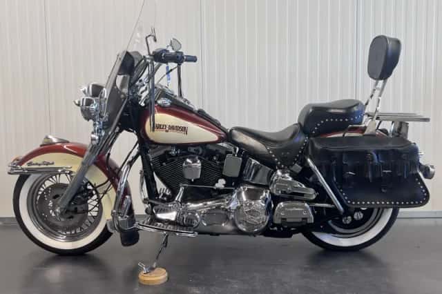 Harley-Davidson Heritage FLSTC CLASSIC (1989) thumbnail 3