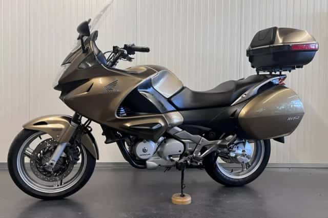 Honda NT 700 V Deauville (2006) thumbnail 2
