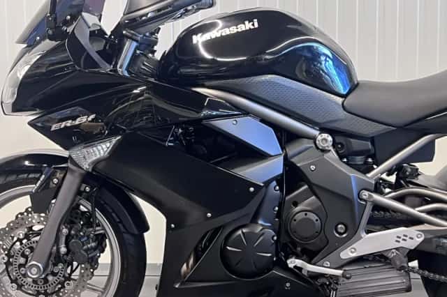 Kawasaki ER-6f (2010) thumbnail 6