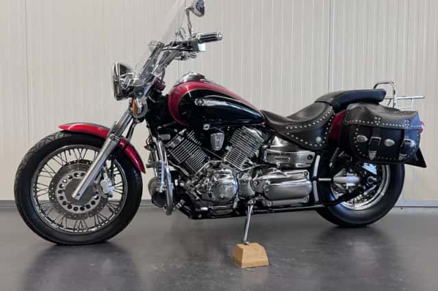 Yamaha XVS 1100 Dragstar (1999) thumbnail 2