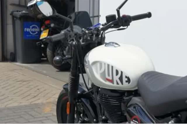 Royal Enfield Hntr 350 (2024) thumbnail 3