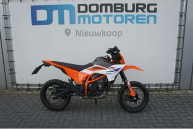 KTM SMC 390 (2026) thumbnail 1