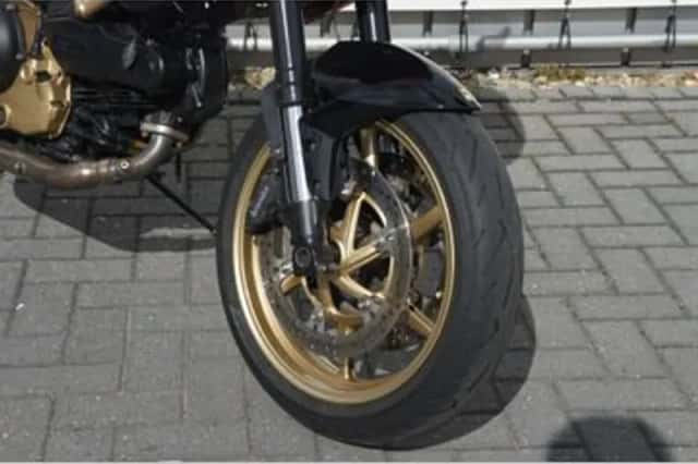 Ducati 1000 DS Multistrada (2006) thumbnail 4