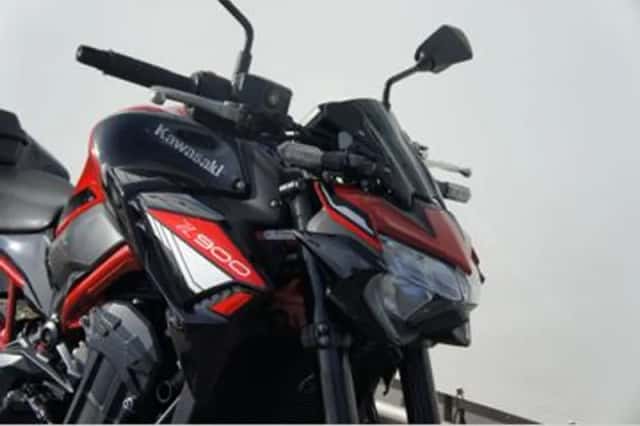 Kawasaki Z900 (2024) thumbnail 3
