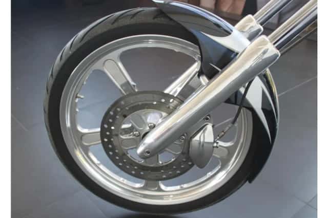 Harley-Davidson Softail (2005) thumbnail 5