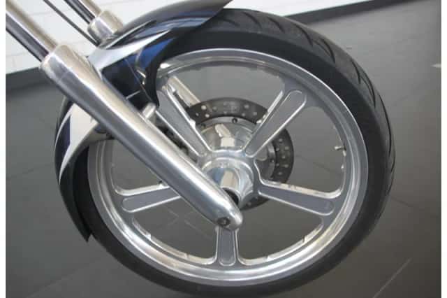 Harley-Davidson Softail (2005) thumbnail 6