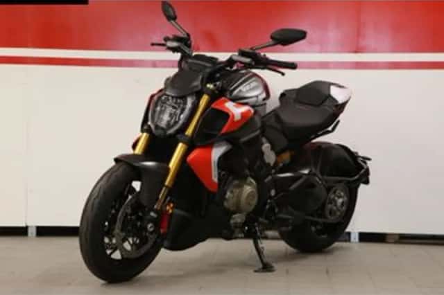 Ducati Diavel V4 RS (2026) thumbnail 3