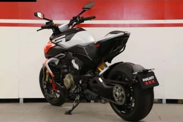 Ducati Diavel V4 RS (2026) thumbnail 5