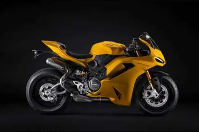 Ducati Panigale V2 S (2026) thumbnail 6