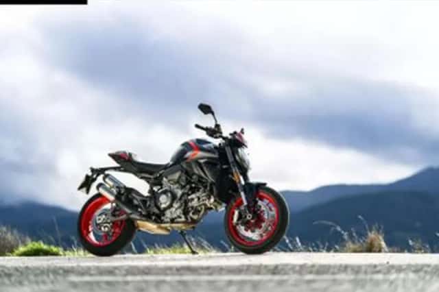 Ducati Monster V2 (2026) thumbnail 4
