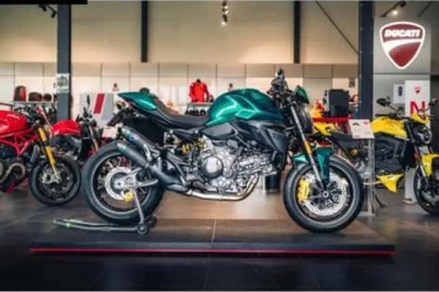 Ducati Monster V2 (2026) thumbnail 3