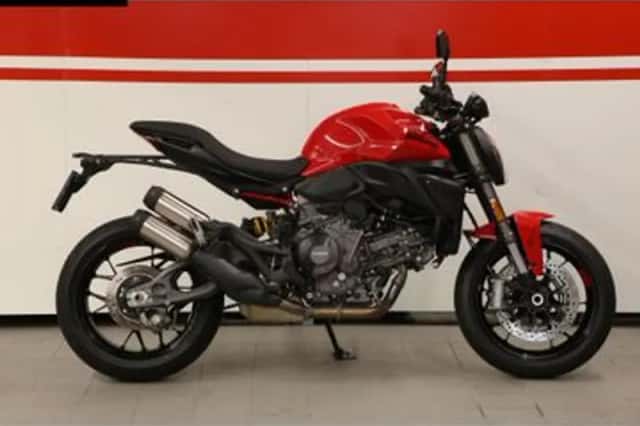 Ducati Monster V2 (2026) thumbnail 1