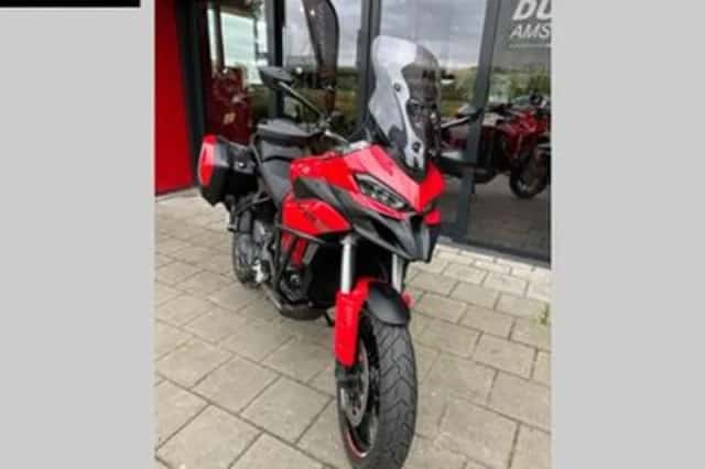 Ducati Multistrada V2 S (2025) thumbnail 3