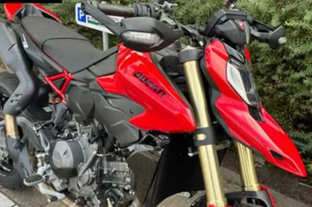 Ducati Hypermotard V2 (2026) thumbnail 2