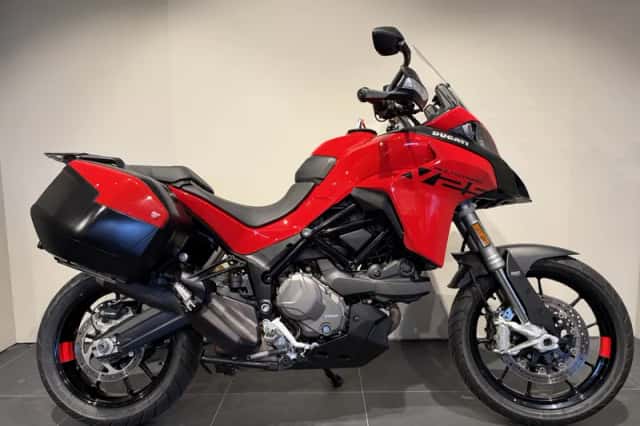Ducati Multistrada V2 S (2022) thumbnail 1