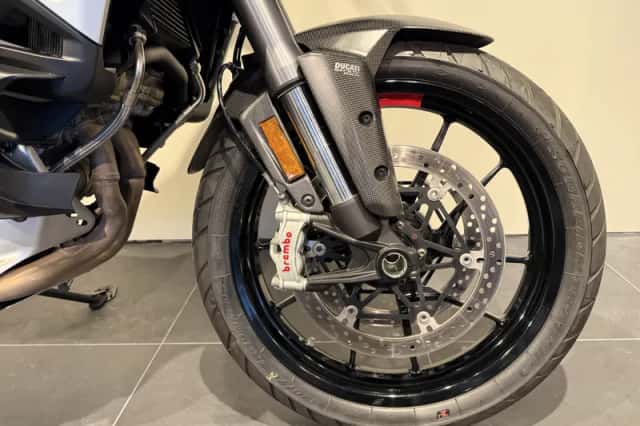 Ducati Multistrada V4S (2022) thumbnail 2