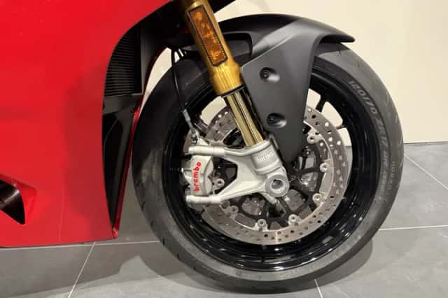 Ducati Panigale V2 (2025) thumbnail 2