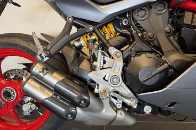 Ducati Superbike Testastretta 11° (2020) thumbnail 4