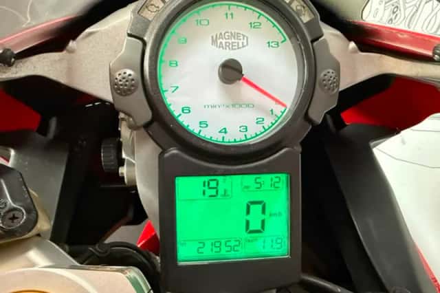 Ducati 999 (2005) thumbnail 3
