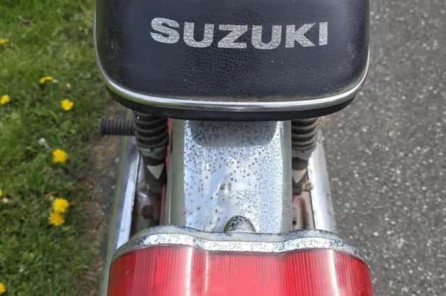 Suzuki GT 250 (0) thumbnail 6