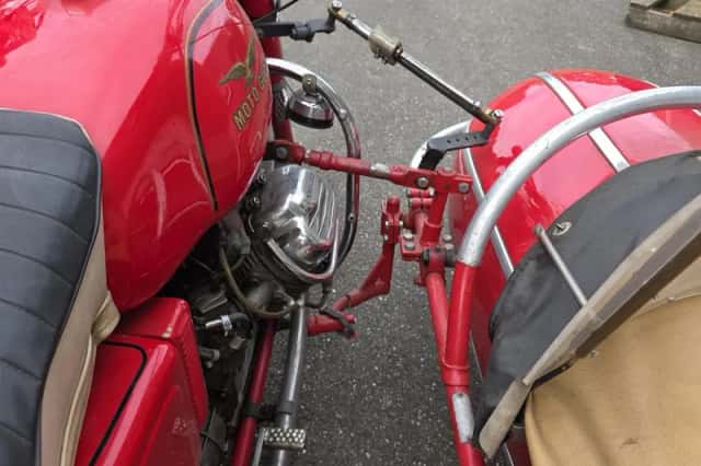 Moto Guzzi V7 Special (1973) thumbnail 2