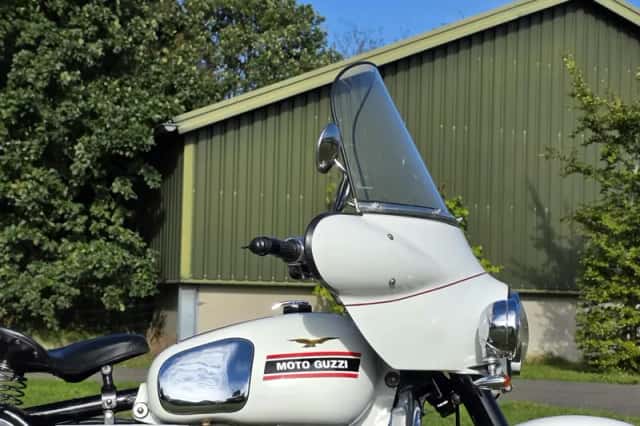 Moto Guzzi V7 Special (1969) thumbnail 3