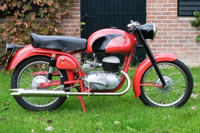 Bianchi Bernina 125cc 4T (2026) thumbnail 1