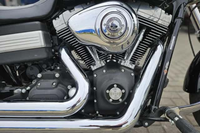 Harley-Davidson Fat Bob (2009) thumbnail 5