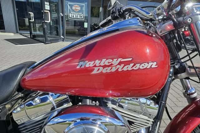 Harley-Davidson Super Glide Custom (2005) thumbnail 2