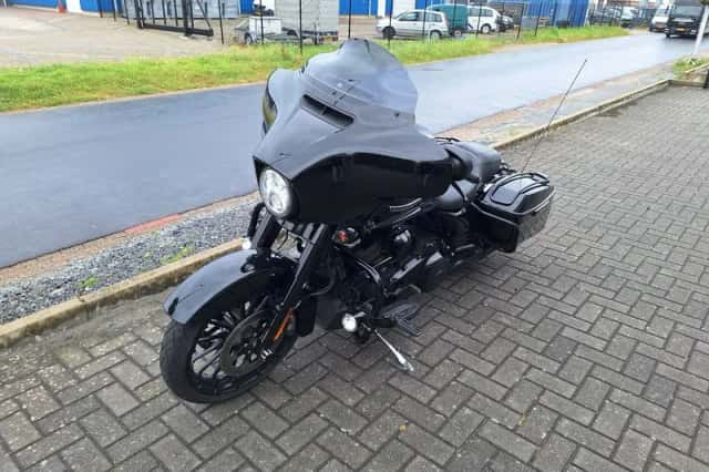 Harley-Davidson Street Glide (2019) thumbnail 2