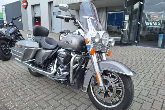 Harley-Davidson FLHR 107 (2017) thumbnail 2