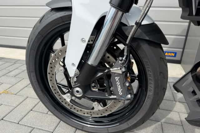 BMW F 900 XR (2024) thumbnail 4