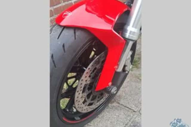 Ducati 796 Monster (2012) thumbnail 5