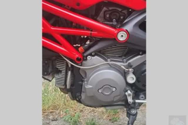 Ducati 796 Monster (2012) thumbnail 6
