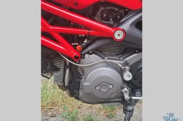 Ducati 796 Monster (2012) thumbnail 6