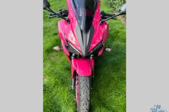 Honda CBR500R (2017) thumbnail 1