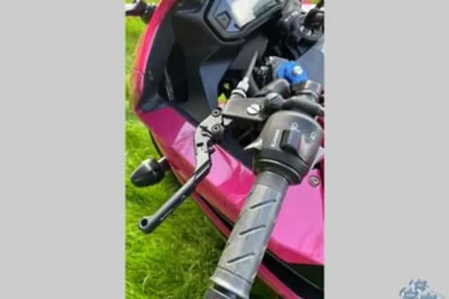 Honda CBR500R (2017) thumbnail 2